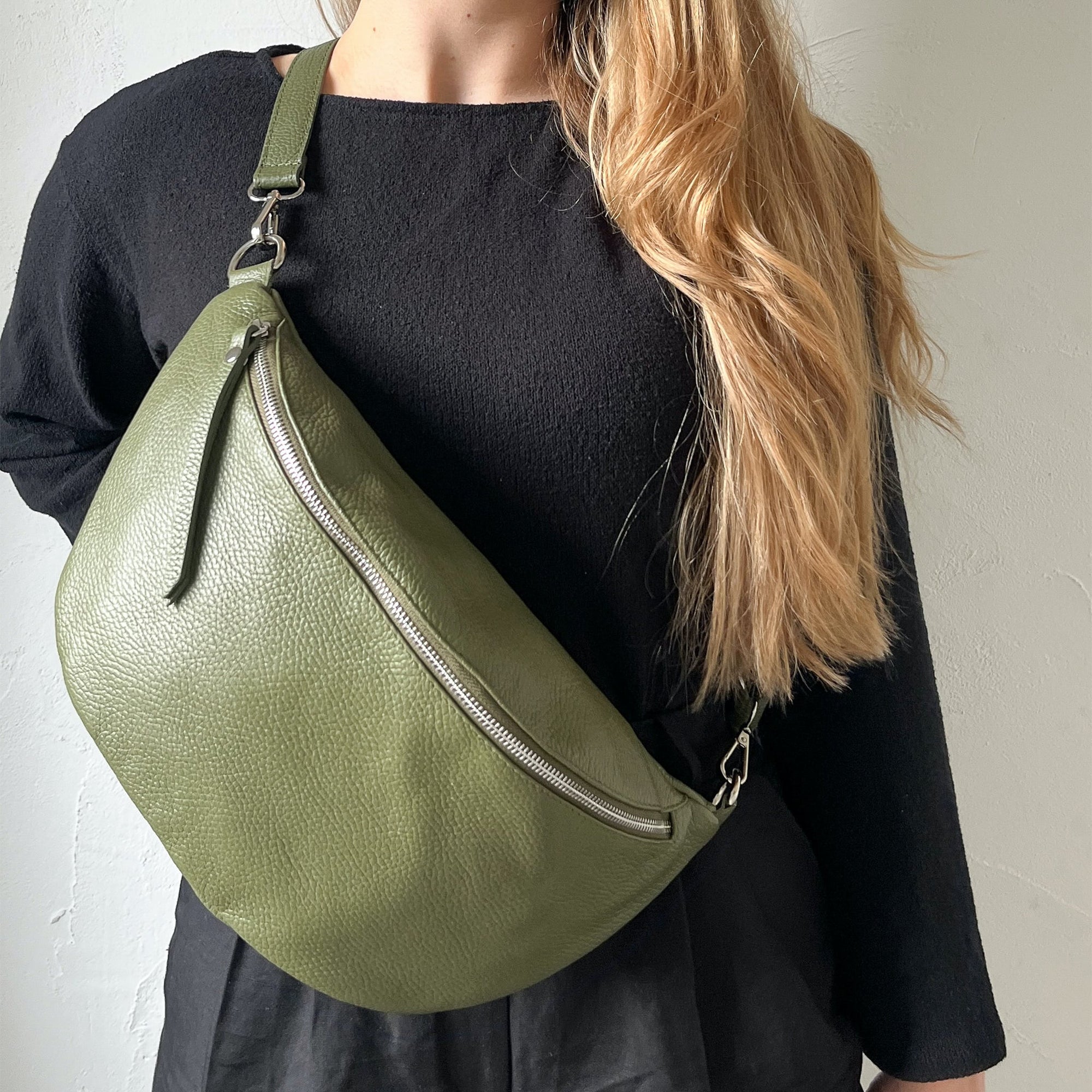 lepelou - leder - Bauchtasche - XL Bauchtasche LARA khaki - LPBLARKHAE