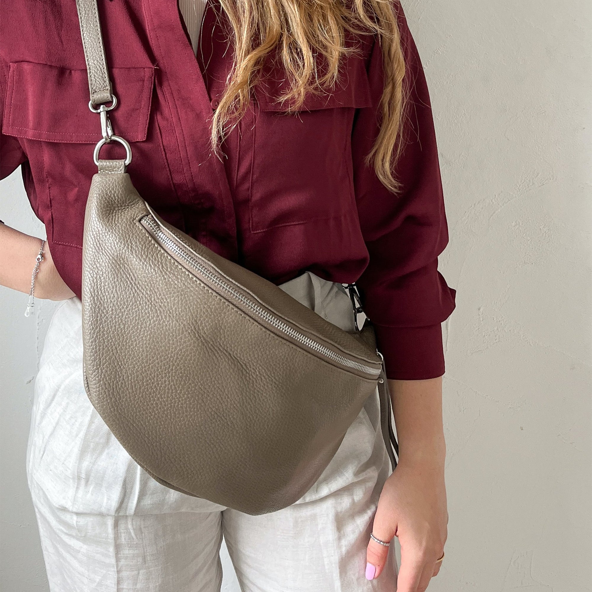 lepelou - leder - Bauchtasche - XL Bauchtasche LARA taupe - LPBLARTAUE