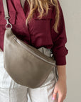 lepelou - leder - Bauchtasche - XL Bauchtasche LARA taupe - LPBLARTAUE