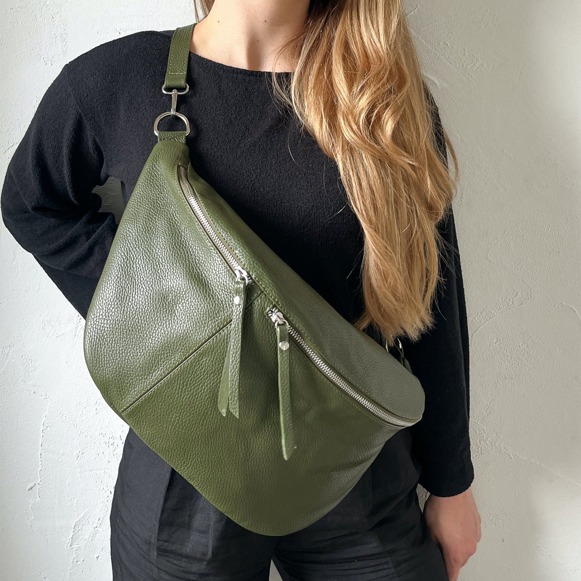 lepelou - leder - Bauchtasche - XXL Bauchtasche CLARA khaki - LPBCLAKHAE