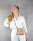 lepelou - leder - HANNA – Wildleder Umhängetasche beige - LPHHANBEIE