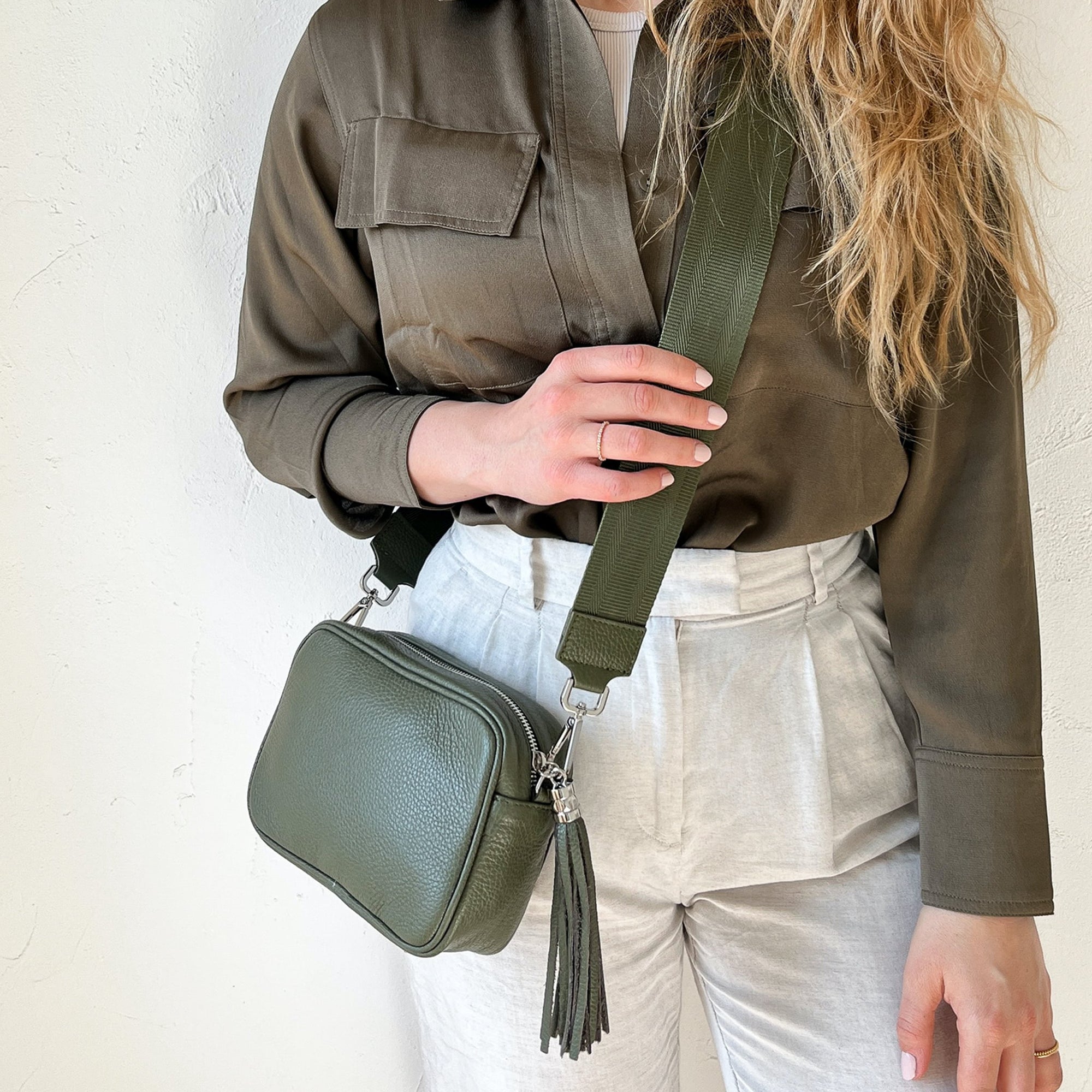 lepelou - leder - ISABELLA – Leder Umhängetasche khaki - LPHISAKHAE5